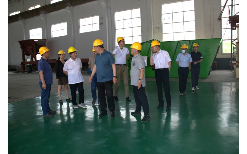 歐盟工業(yè)研究和能源委員會專家代表一行考察河南少林重機